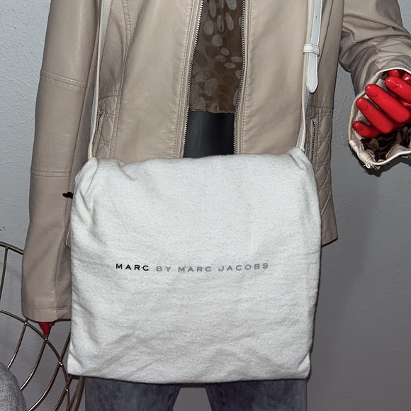 Marc by Marc Jacobs Crossbody Handbag - Picture 9 of 12